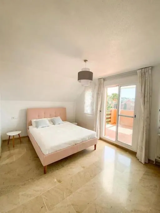 Spectacular Penthouse Paraiso De La Bahia, 500 M From The Beautiful Beach Apartment Bahia de Casares